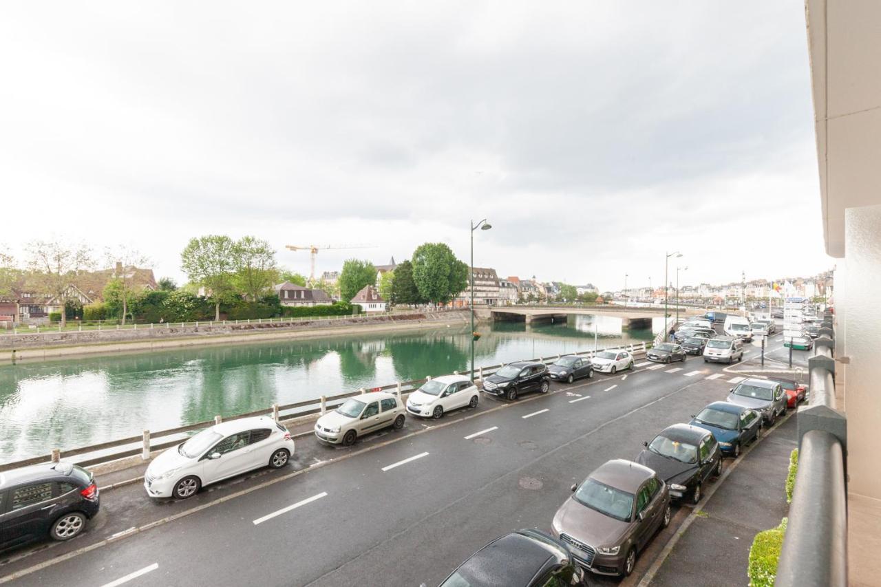 Ferienwohnung Le Christina Trouville-sur-Mer Exterior foto
